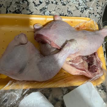 Fix Gros Altındağ Şubesinde Erpiliç Piliç Butlarının Kötü Kokusu Ve Sağlık Endişesi