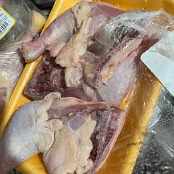 Fix Gros Altındağ Şubesinde Erpiliç Piliç Butlarının Kötü Kokusu Ve Sağlık Endişesi