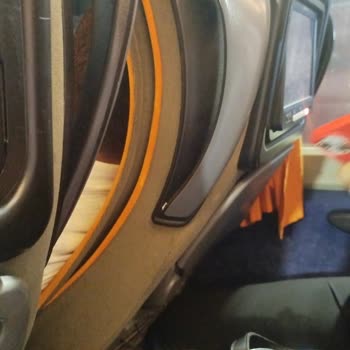 Metro Turizm Otobüsünde Muavinsiz Servis Ve Gürültülü Şoför