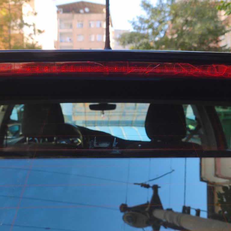 Skoda Servisinde Şüpheli Fren Masrafları Ve Stop Lambası Hasarı