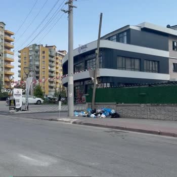 Konya Selçuklu Belediyesi Sancak Mah. Çöp İçinde