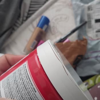 Kırık Kapak Ve Yırtık Ambalajda Sızan Krem İçin Değişim Ve İade Talebi