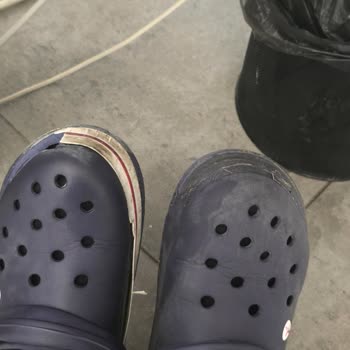 Kinetix Terliklerinde Hızlı Taban Yırtılması Ve Kalite Sorunu