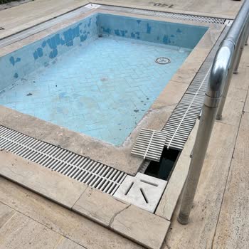 Ares Dream Hotel'de Sunulan 3 Havuz Ve Diğer Hizmetler Gerçekle Uyuşmadı, Tam İade Talebi