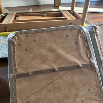 Maq Home'dan Kırık Sandalyenin Yanlış Ürünle Değiştirilmesi Ve İade Talebi