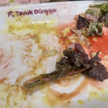 Afyonkarahisar Park Şubesinde Çürük Salatalar Sürekli Tekrarlanıyor