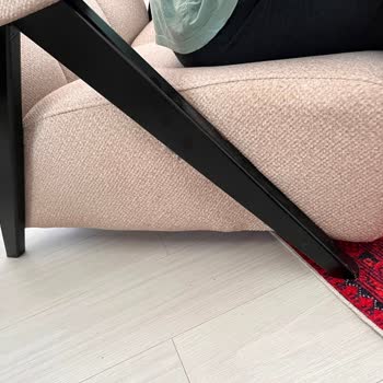 Evinta Mobilya Garanti Kapsamındaki Tekli Koltuk Kırıldı, Evinta Bursa Geri Dönüş Yapmıyor