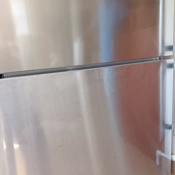 Profilo XXL Buzdolabının Alt Kısmındaki Paslanma Sorunu