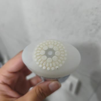Rexona Clinical Protection Shower Clean İçindeki Siyah Lekeler Ve Cilt Kaşıntısı