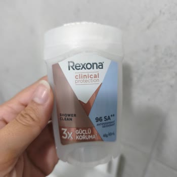 Rexona Clinical Protection Shower Clean İçindeki Siyah Lekeler Ve Cilt Kaşıntısı