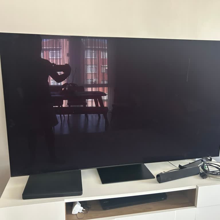 Samsung 65 İnç TV’de Tekrarlayan Arızalar Ve Ücretsiz Onarım Talebi