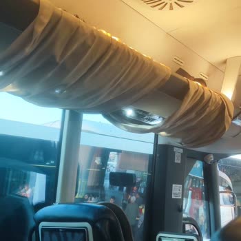 Varan Turizm Otobüsünde Çalışmayan Bölüm, Su Sızıntısı Ve Hijyen Sorunları