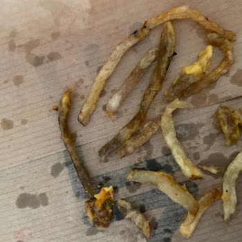 Siparişte Dökülen İçecek Ve Yanmış Patatesler Nedeniyle Tamamen Boşa Çıktı