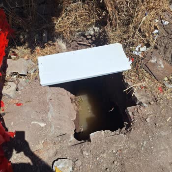UEDAŞ'ın Bilgilendirmesiz Elektrik Direği Çalışması Evimizde Güvenlik Riski Yaratıyor