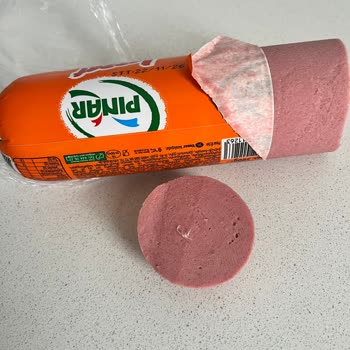 Pınar Hindi Füme Ürünün İçinde Tüğ Çıktı, Güvenimiz Sarsıldı
