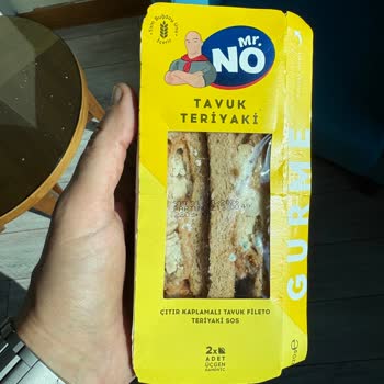 Küflü Tavuk Teriyaki Sandviç İçin Sağlık Riski Ve İade Talebi