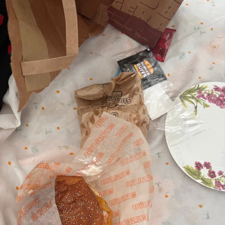 Eksik Hamburger Menüsü İçin İade Reddi Ve 445 TL Geri Ödeme Talebi
