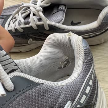 Nike Ayakkabısının İç Astarı Yırtıldı Ve Değişim Talebim Reddedildi