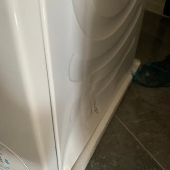 Horoz Lojistik'ten Hasarlı Çamaşır Makinesi Teslimatı Ve İade Gecikmesi