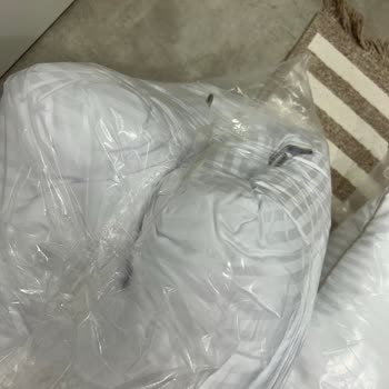 Üç Ay Gecikme Sonrası Yırtık Ve Hijyenik Olmayan Uyku Seti Teslimatı
