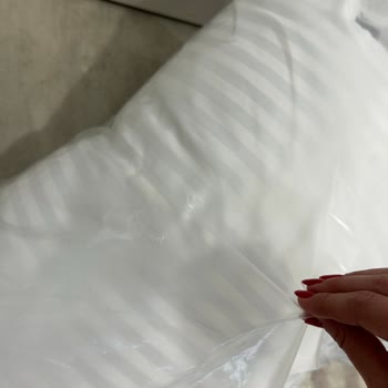 Üç Ay Gecikme Sonrası Yırtık Ve Hijyenik Olmayan Uyku Seti Teslimatı