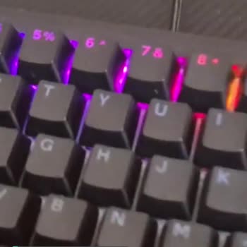Wraith Esports Aldığım W60 Işıklar Kendi Kendine Değişiyor!