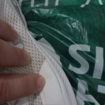 Deichmann Refused Warranty Claim for Fila Sneakers That Soles Came Apart in One Month