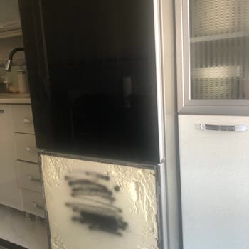Cam Kapak Kırıldı, Siemens Parça Üretimini Durdurdu