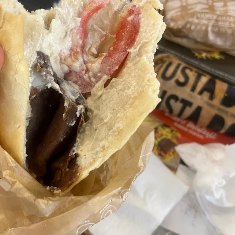 Kalitesiz Döner Ve Sert Çalışan Tutumu Nedeniyle Ücret İadesi Talebi