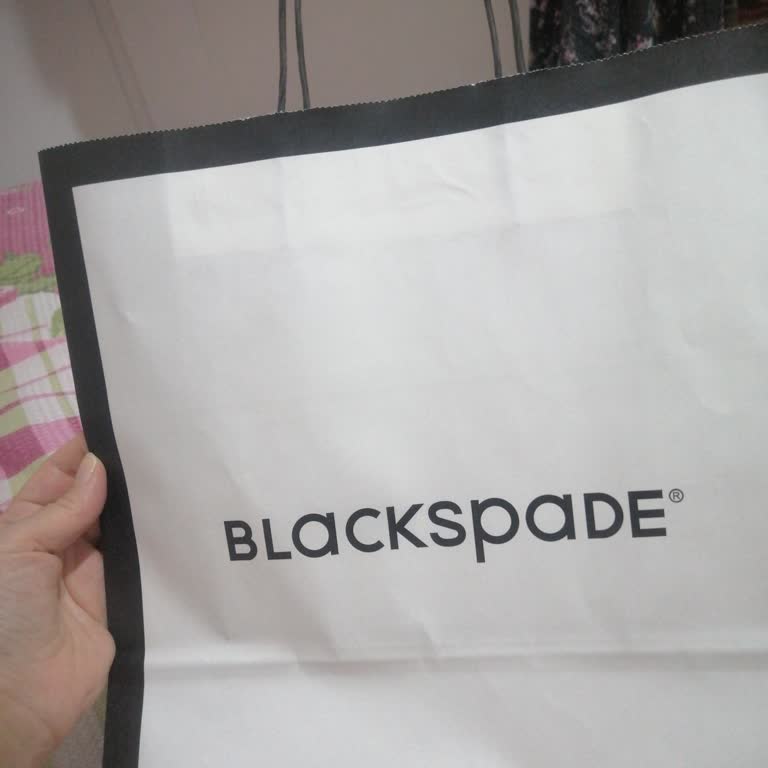 Blackspade Mağazasında Kağıt Poşet Ücretine İtiraz