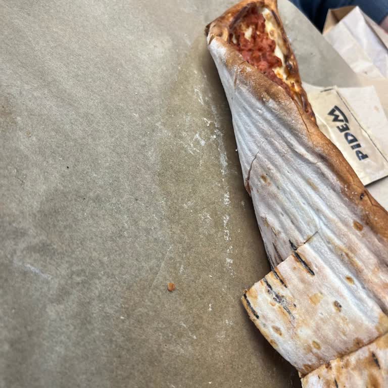 Çiğ Kıyma Pidesi Ve Tehditkar Personel Davranışı