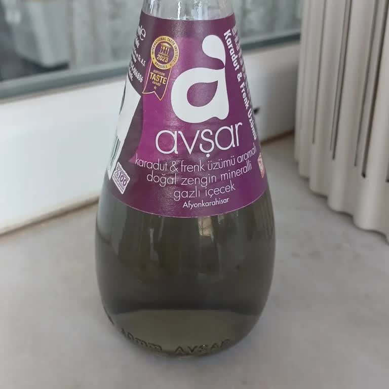 Avşar Karadut Aromalı Gazlı İçecek Şeffaf Görünümü