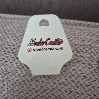 Hijyen Gerekçesiyle Küpe Değişim Reddi Ve Personelin Umursamaz Tavrı