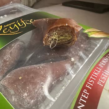 A101 Pestilinde İp Parçası Bulunması Sağlık Ve Hijyen Endişesi