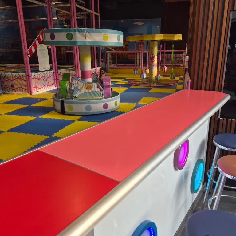 Point Bornova Playland’da Klima Çalışmıyor, Çocuk Sağlığı Risk Altında