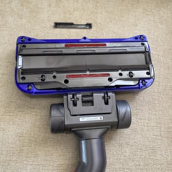 Dyson Süpürge Başlığı Kırıldı, Garanti Kapsamına Alınmalı