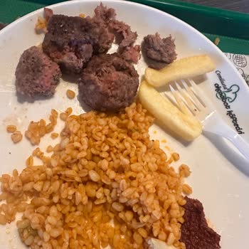 Çiğ Köfte Servisi Ve Gıda Güvenliği Sorunu
