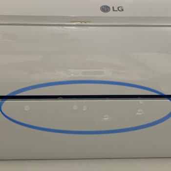 LG PC18SQ Kliması Sürekli Su Sızdırıyor, Üç Servis Ziyaretine Rağmen Değişim Talebi