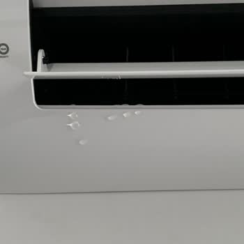 LG PC18SQ Kliması Sürekli Su Sızdırıyor, Üç Servis Ziyaretine Rağmen Değişim Talebi