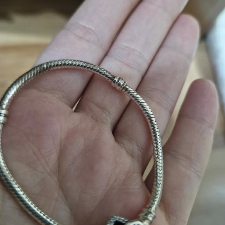 Pandora Bileklikte Aşırı Kararma Ve Profesyonel Temizlik Talebi