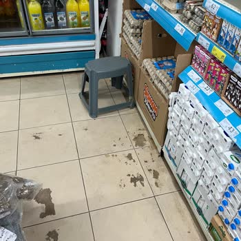 A101 Fatsa Şubesinde Hijyen Ve Koku Sorunu Gıda Güvenliğini Tehdit Ediyor