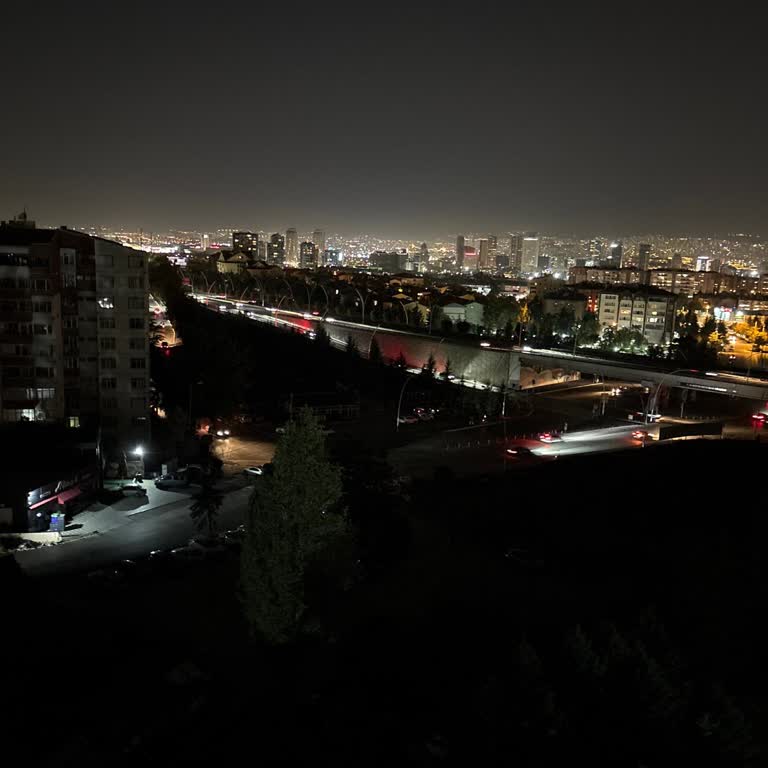 100. Yıl'da Sürekli Elektrik Kesintileri Ve Kalıcı Çözüm Talebi