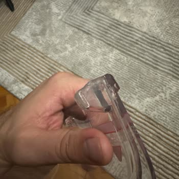 Menteşe Kırıldı, Ücretli Yedek Parça Yerine Kullanılmış Ürün Gönderildi