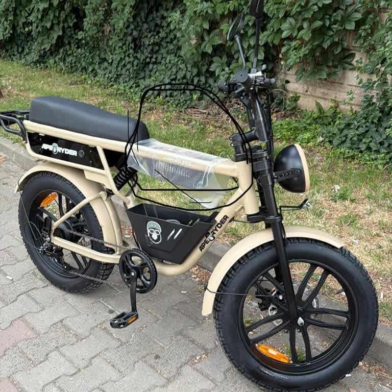 Ape Ryder Jumbo Pro Elektrikli Bisiklette Katalogdaki Çanta Ve Bardaklık Parçası Eksik