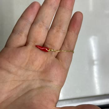 Kısa Sürede Deforme Olan Biber Kolye İçin İade Talebi