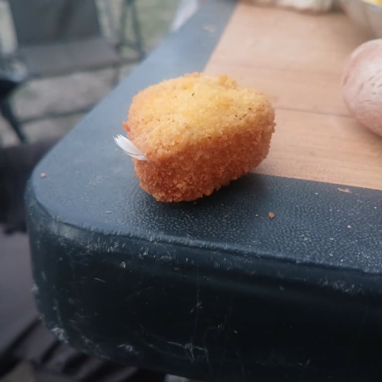 Keskinoğlu Tavuk Nugget Üzerinde Tüy Bulunması Ve Hijyen Sorunu
