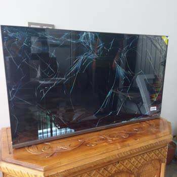 Kırık Televizyon Ve Sorumluluk Reddi Hastalıklı Müşteriyi Yıprattı