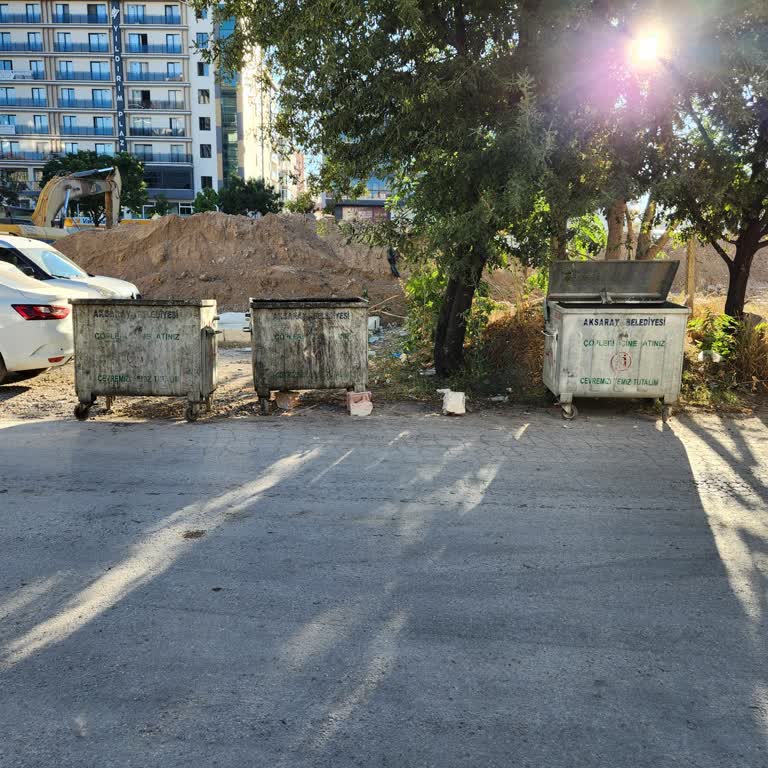 Ev Önündeki Yetkisiz Çöp Konteynerleri Sorunu