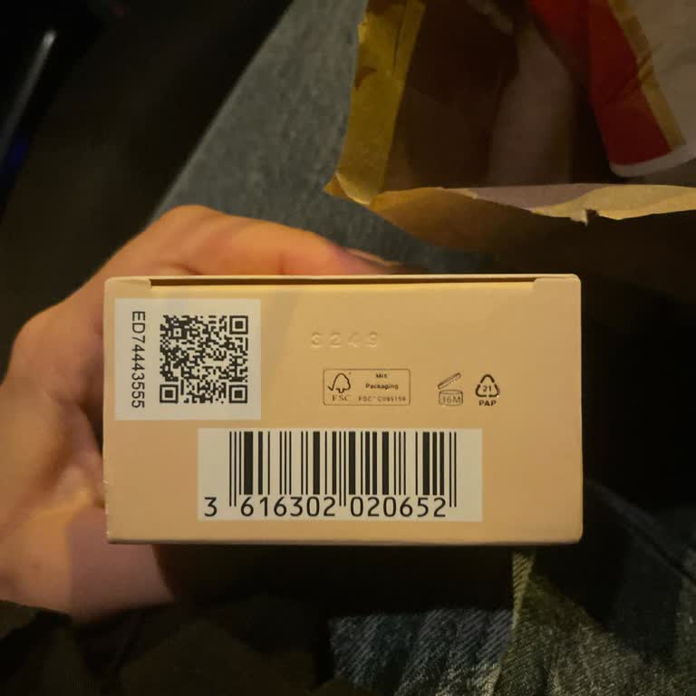 Nichols Parfume Sold Counterfeit Burberry Goddess Perfume at Metrogarden Mall