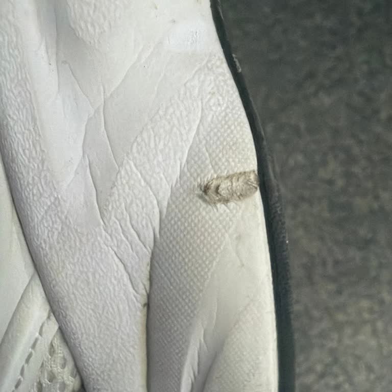 Adidas Ayakkabısında Kısa Sürede Çizik Ve Değişim Talebi